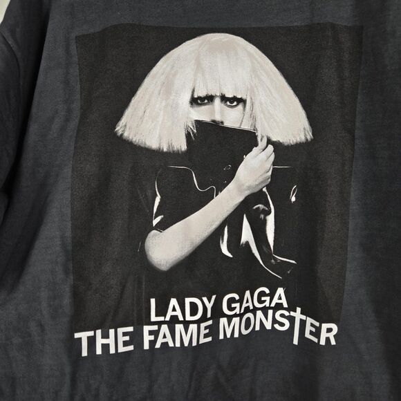 Lady Gage Size Large Dark Gray Short Sleeve T Shirt NWOT - Picture 2 of 4